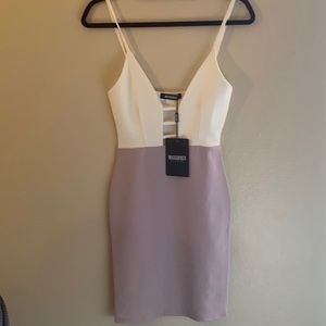 Brand New Missguided dress white and mauve size 2